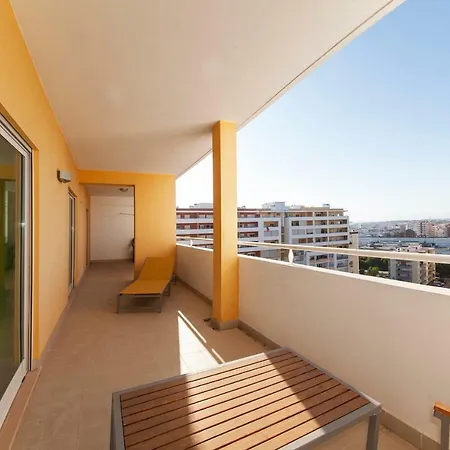 Di 70 M² Con 2